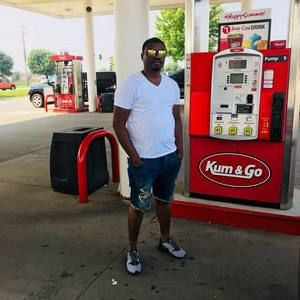 Meet your Posher, Thomas